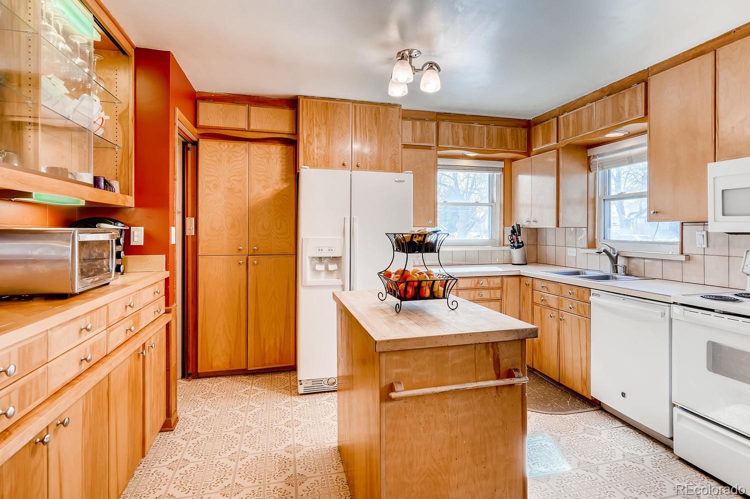 MLS Image #6 for 5328 s foresthill street,littleton, Colorado