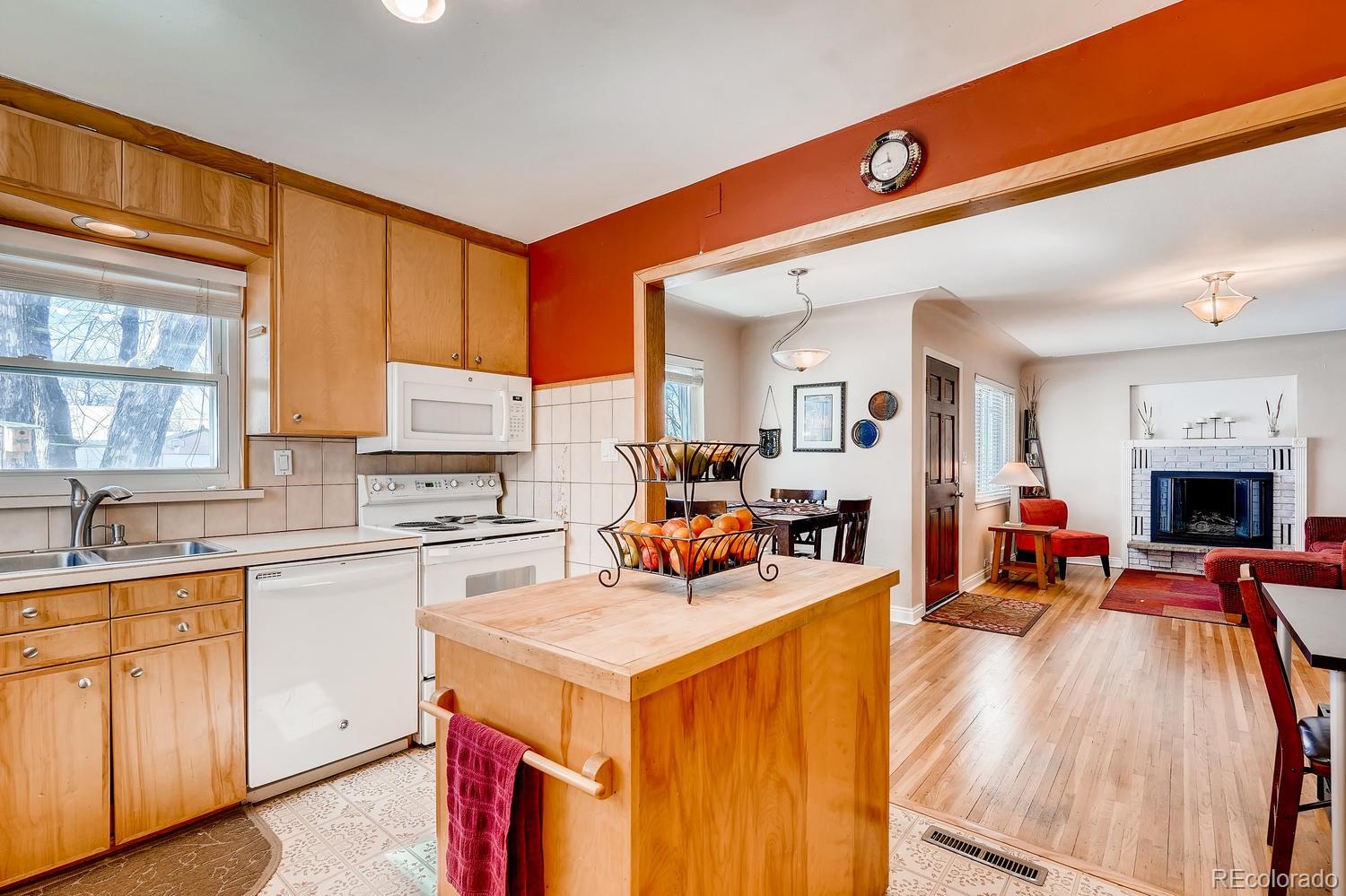 MLS Image #8 for 5328 s foresthill street,littleton, Colorado