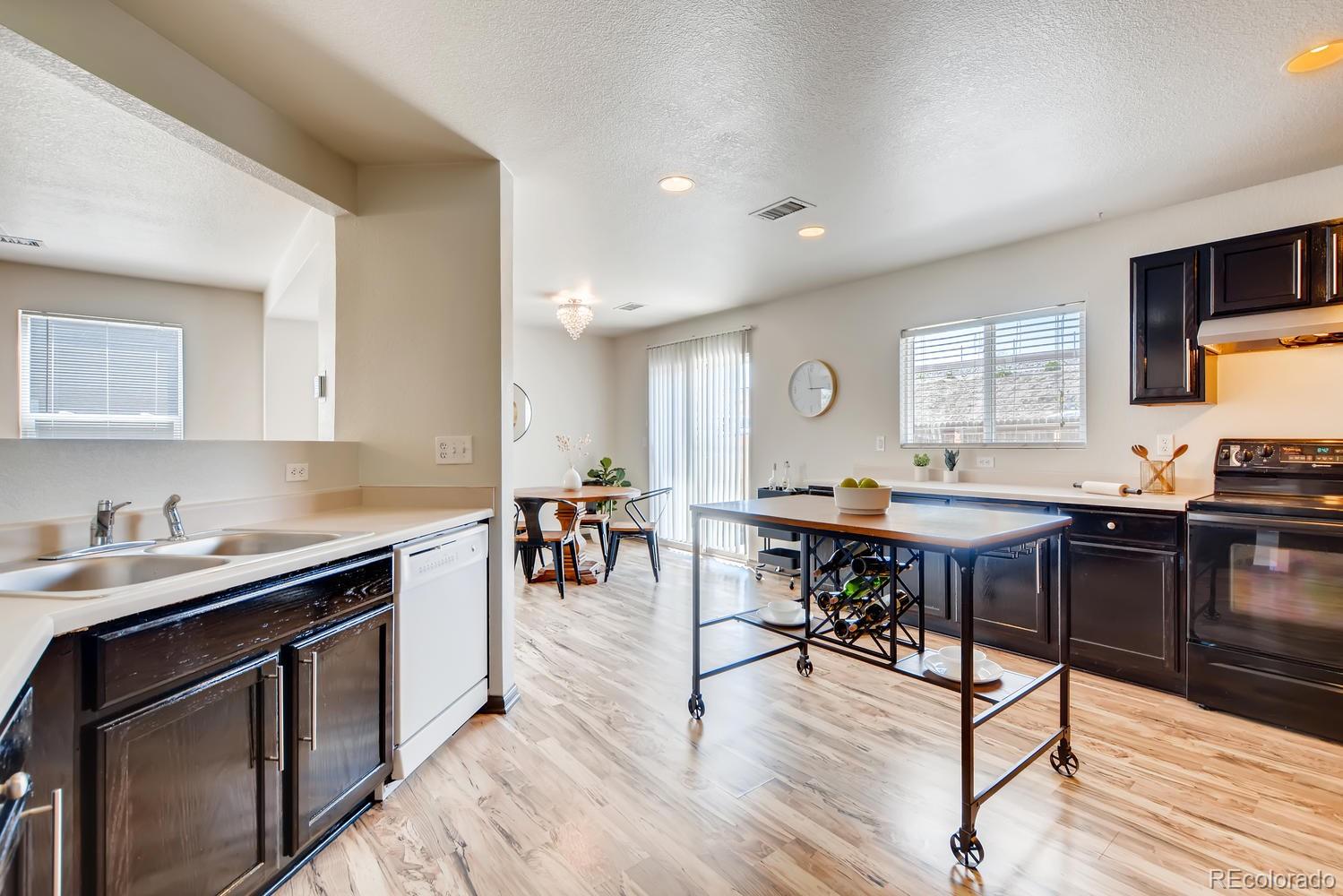 MLS Image #8 for 9249  welby road terrace,thornton, Colorado