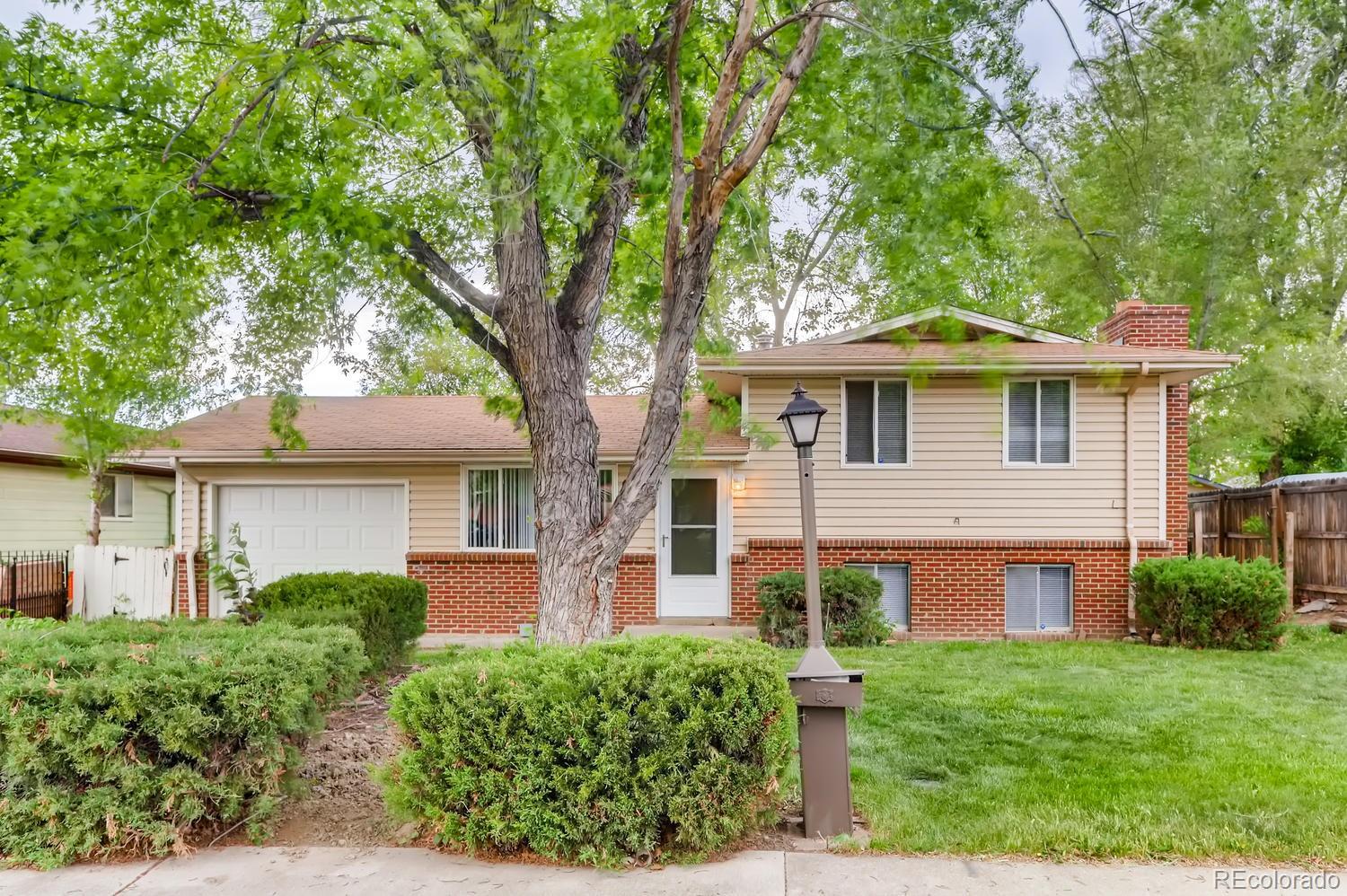 MLS Image #0 for 627  mount evans street,longmont, Colorado