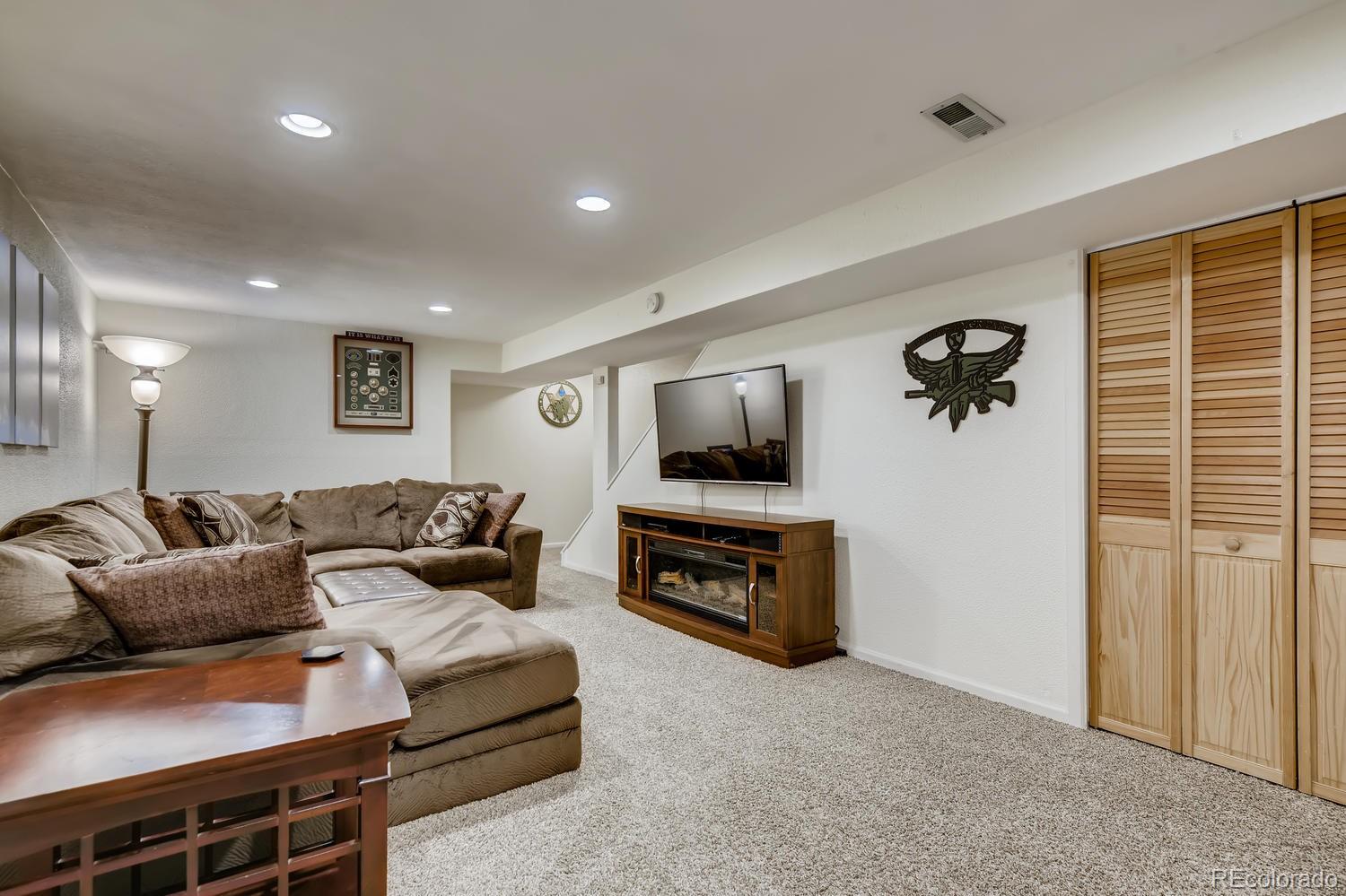 MLS Image #22 for 10330 w jewell avenue,lakewood, Colorado