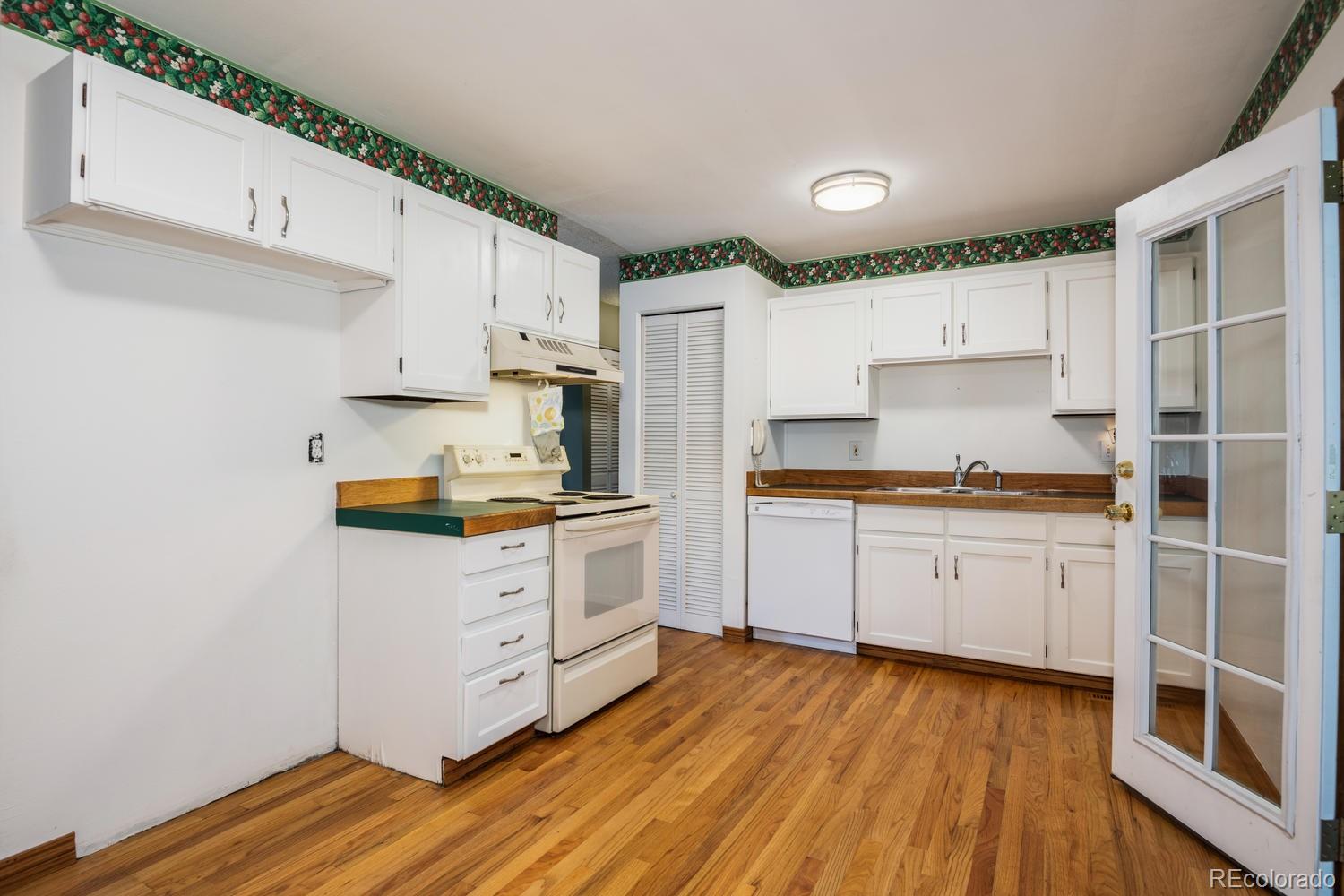 MLS Image #8 for 1761 e 83rd place,thornton, Colorado