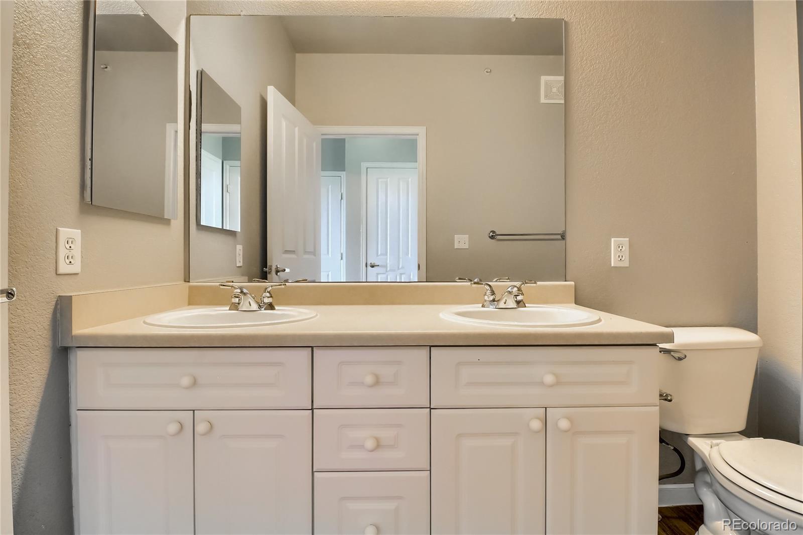 MLS Image #20 for 8354 s holland way 306,littleton, Colorado
