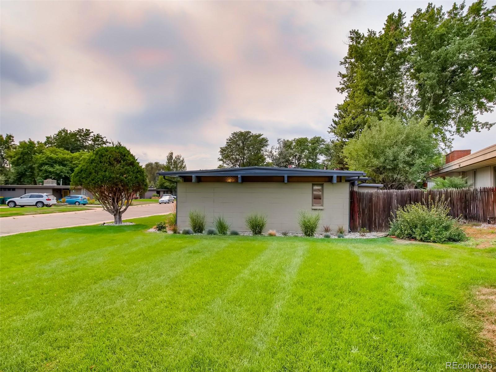 MLS Image #27 for 3059 s cornell circle,englewood, Colorado