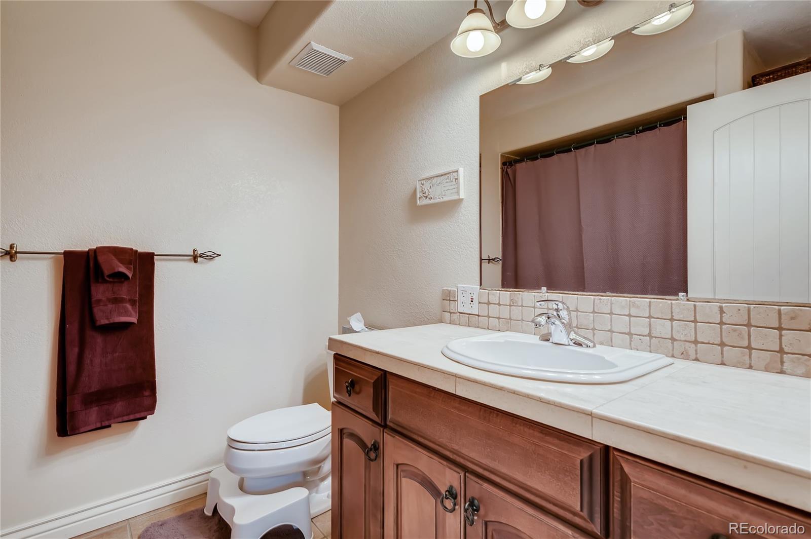MLS Image #18 for 3452 s owens court,lakewood, Colorado