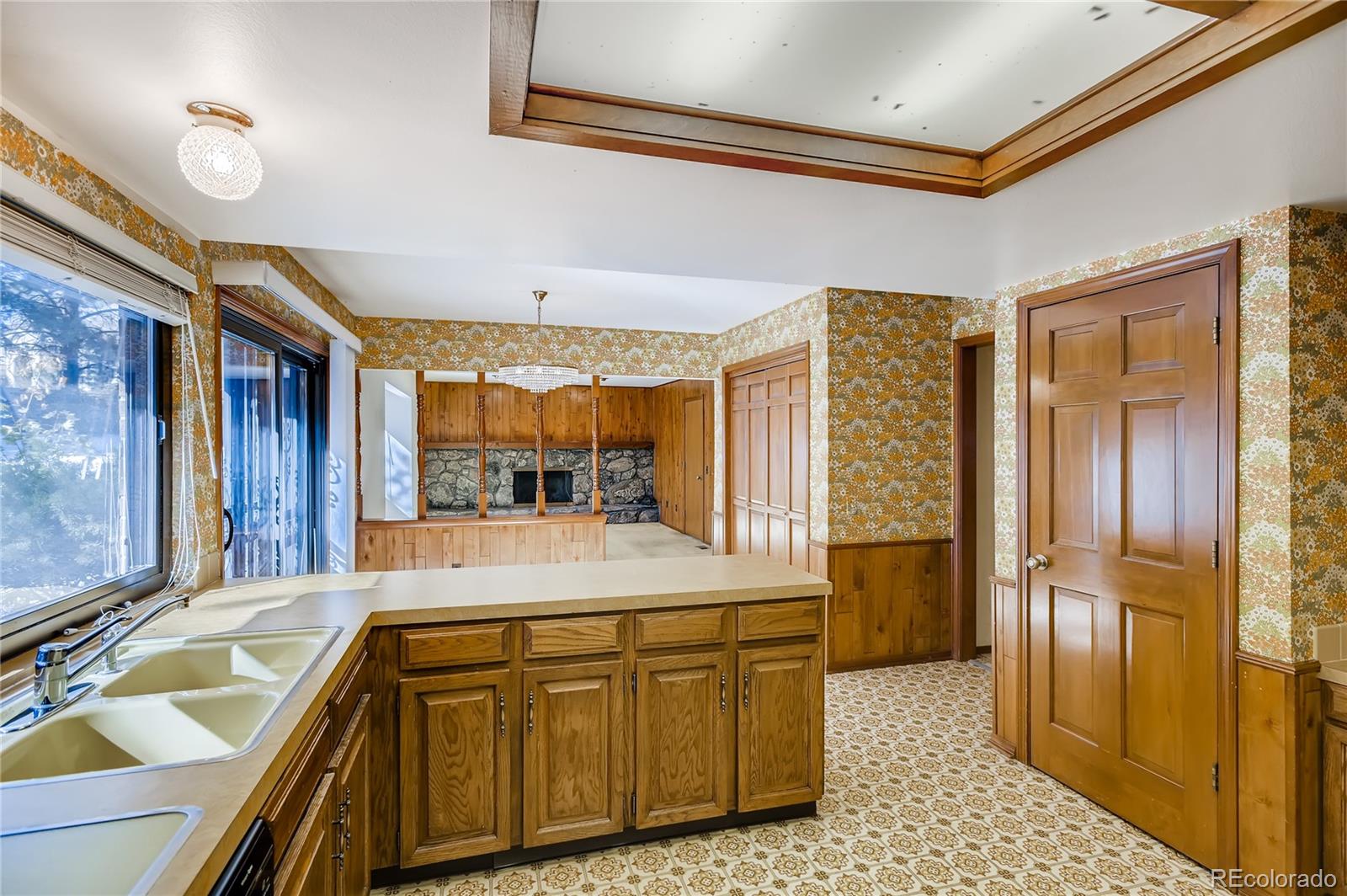 MLS Image #9 for 9756 e maplewood circle,englewood, Colorado