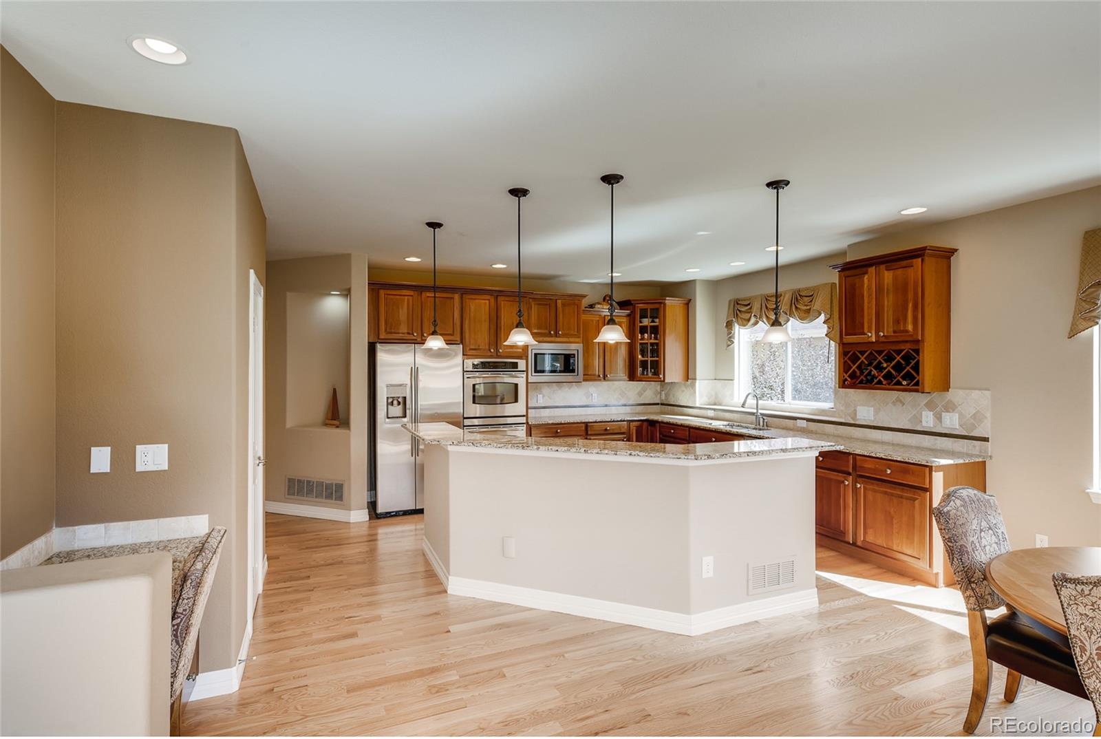 MLS Image #5 for 5812 w hoover place,littleton, Colorado