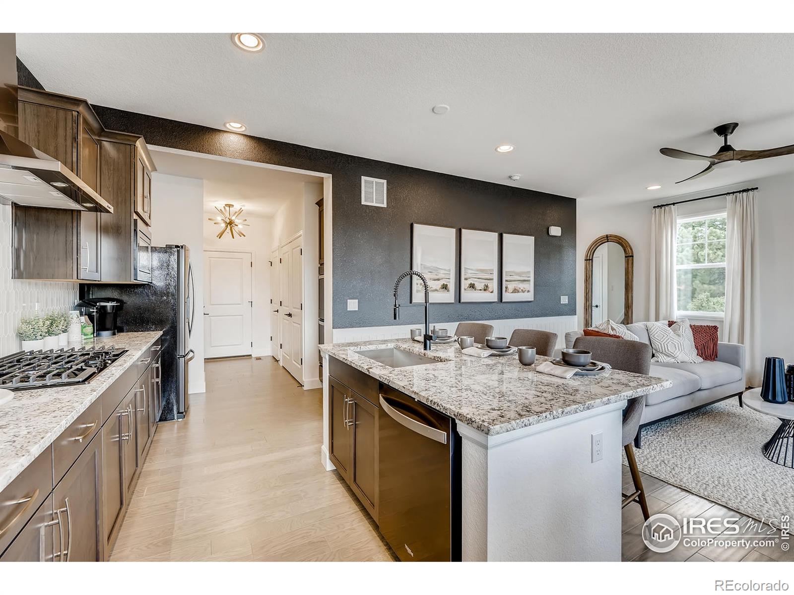 MLS Image #4 for 573  whisper wind lane,castle rock, Colorado