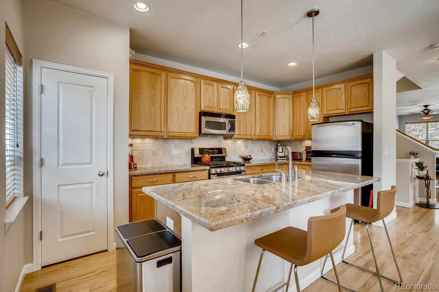 MLS Image #9 for 439 s reed court,lakewood, Colorado