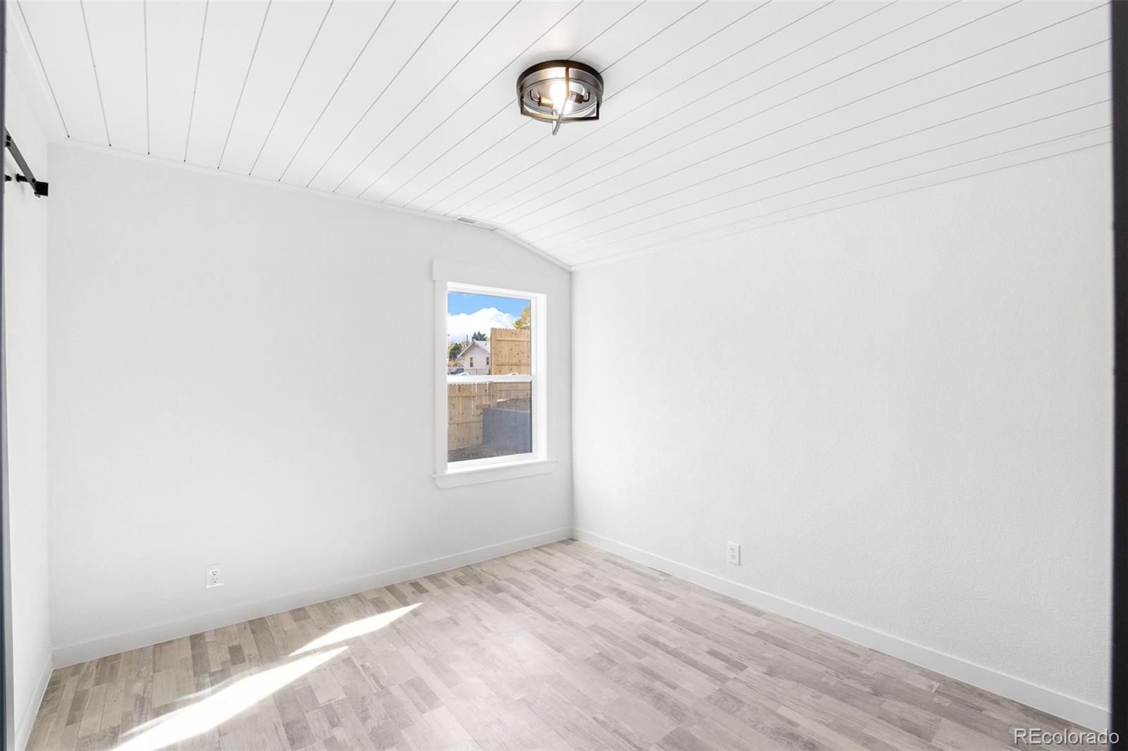 MLS Image #12 for 3090 s pearl street,englewood, Colorado