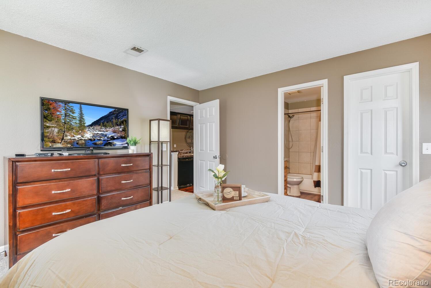 MLS Image #13 for 7880 w 87th drive,arvada, Colorado