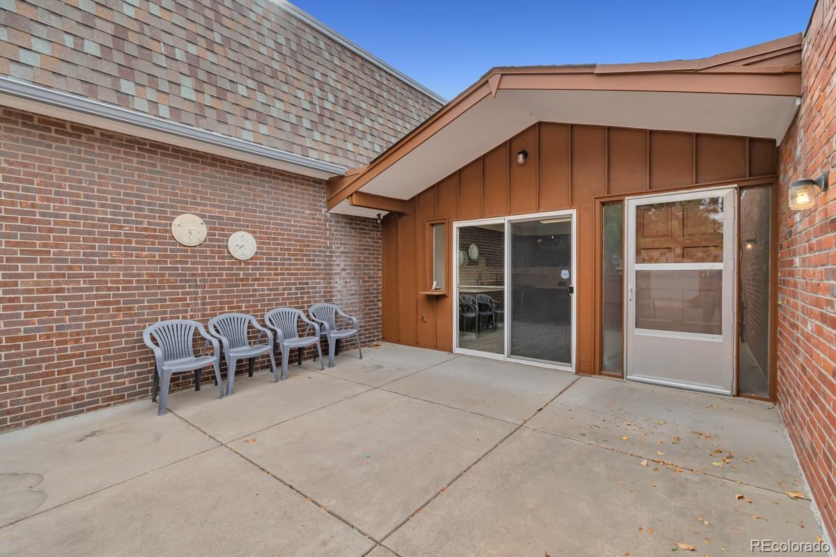 MLS Image #2 for 169 s vance court,lakewood, Colorado