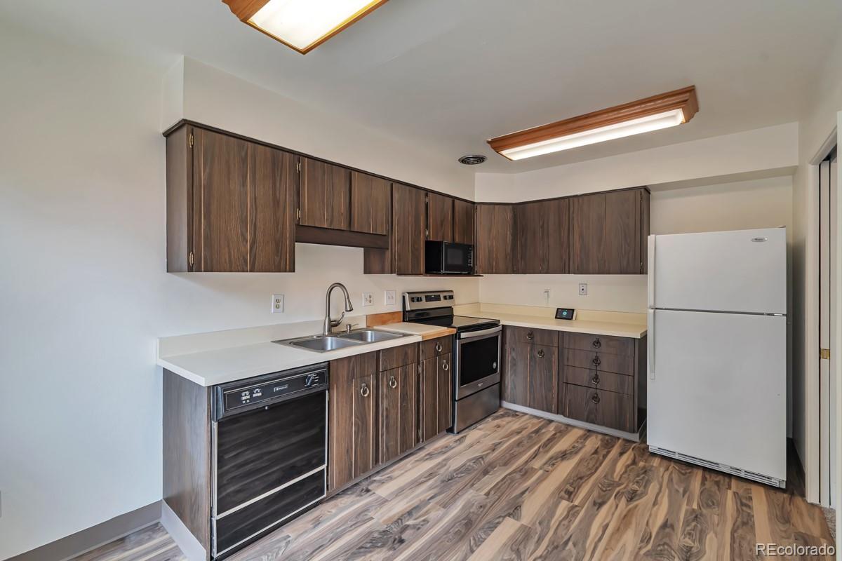 MLS Image #3 for 169 s vance court,lakewood, Colorado