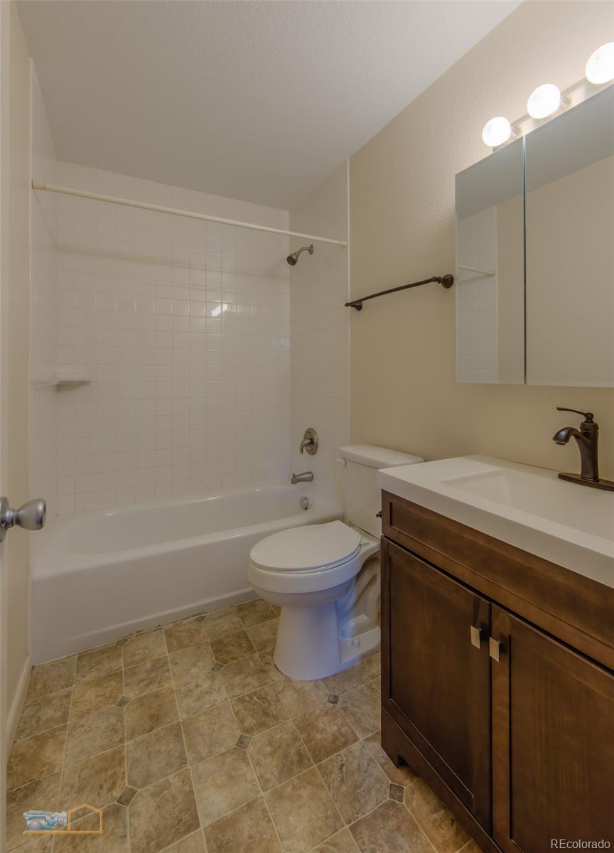 MLS Image #12 for 12102  melody drive 204,westminster, Colorado