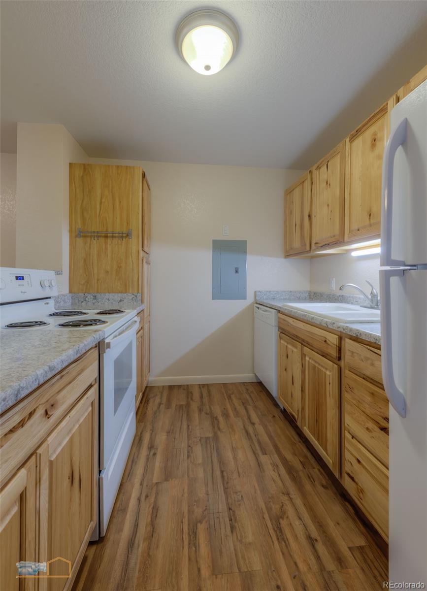 MLS Image #4 for 12102  melody drive 204,westminster, Colorado