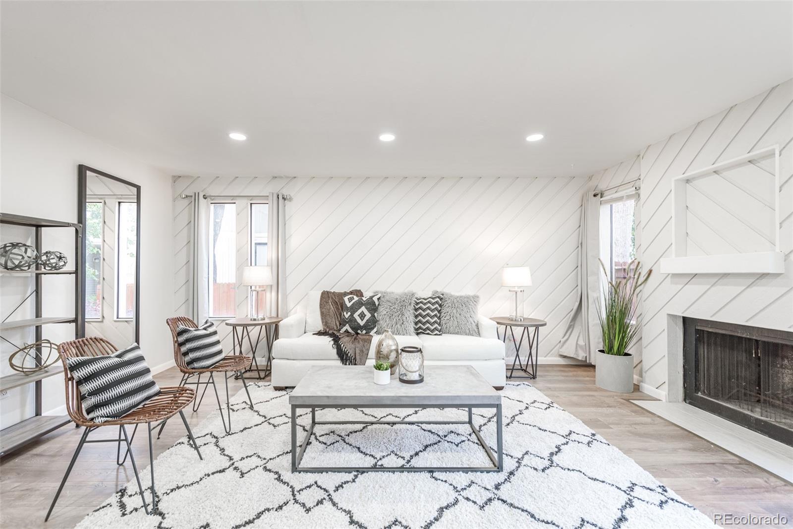 MLS Image #0 for 1050 s monaco parkway,denver, Colorado