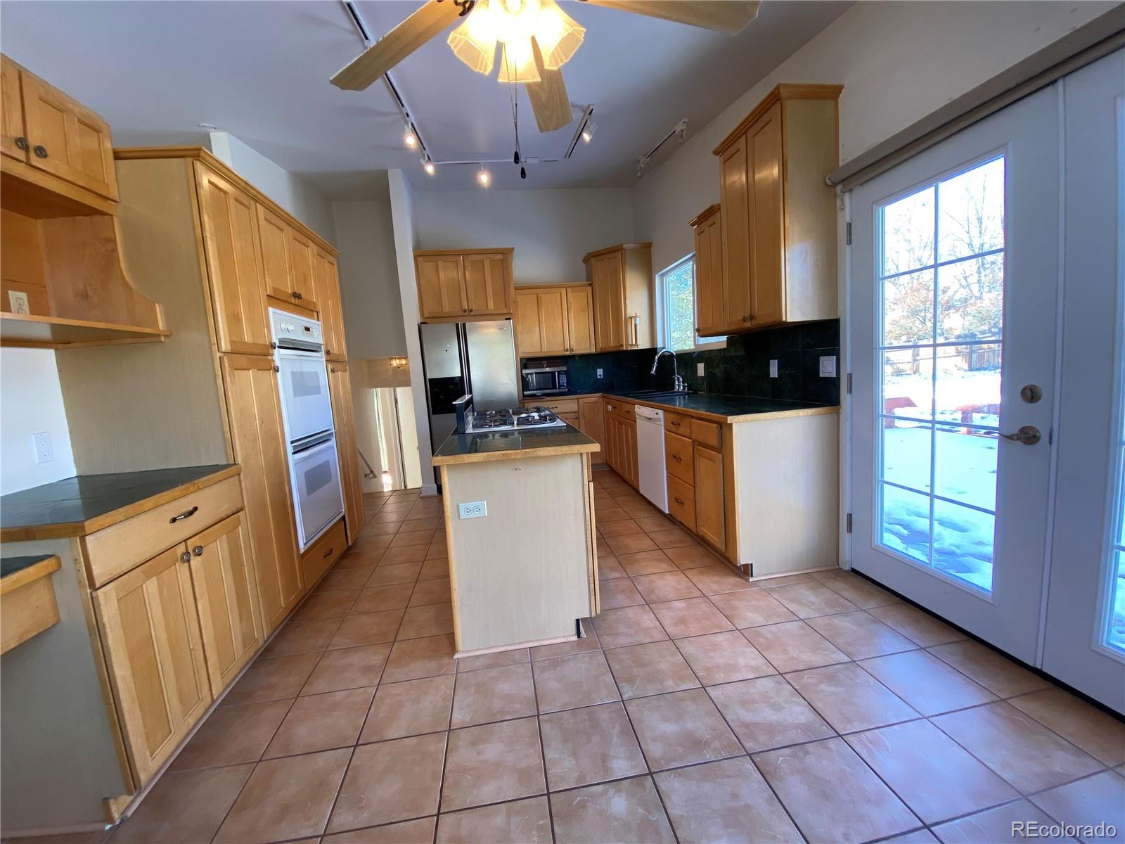 MLS Image #6 for 4547 s fairplay court,aurora, Colorado
