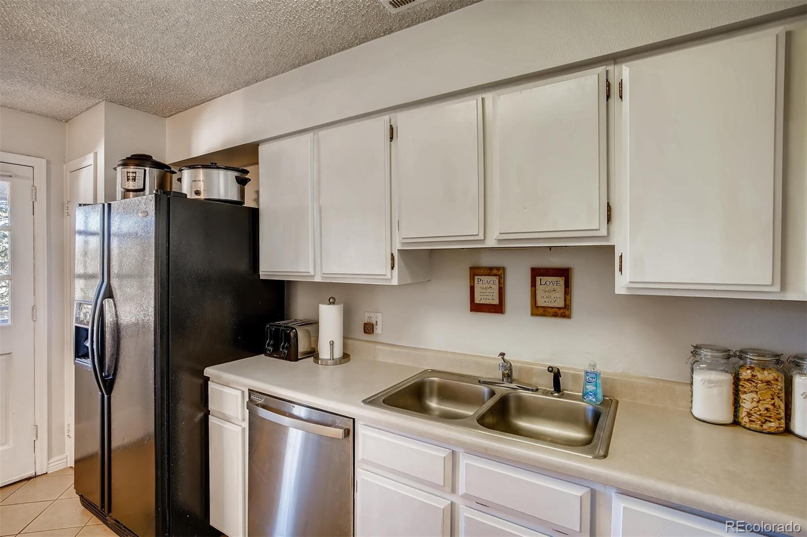 MLS Image #12 for 7110 s gaylord street r10,centennial, Colorado