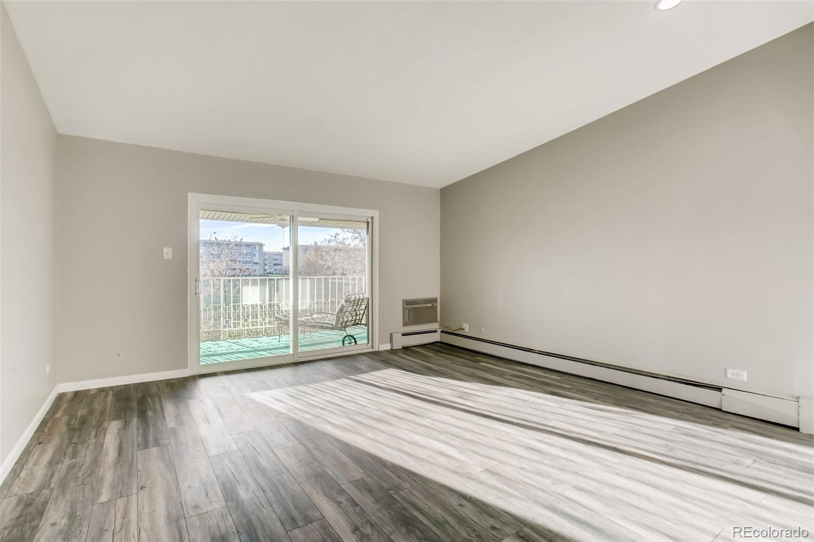 MLS Image #7 for 715 s clinton ,denver, Colorado