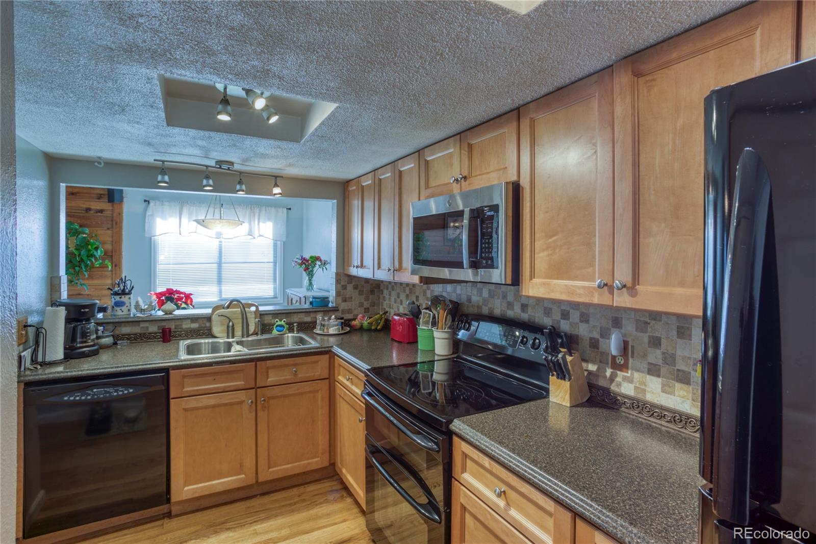 MLS Image #13 for 10190 w jewell avenue,lakewood, Colorado