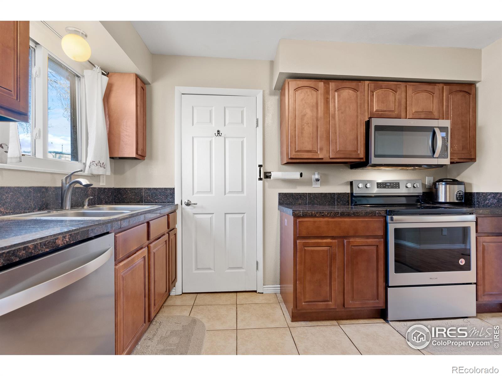 MLS Image #12 for 628  countryside drive,fort collins, Colorado