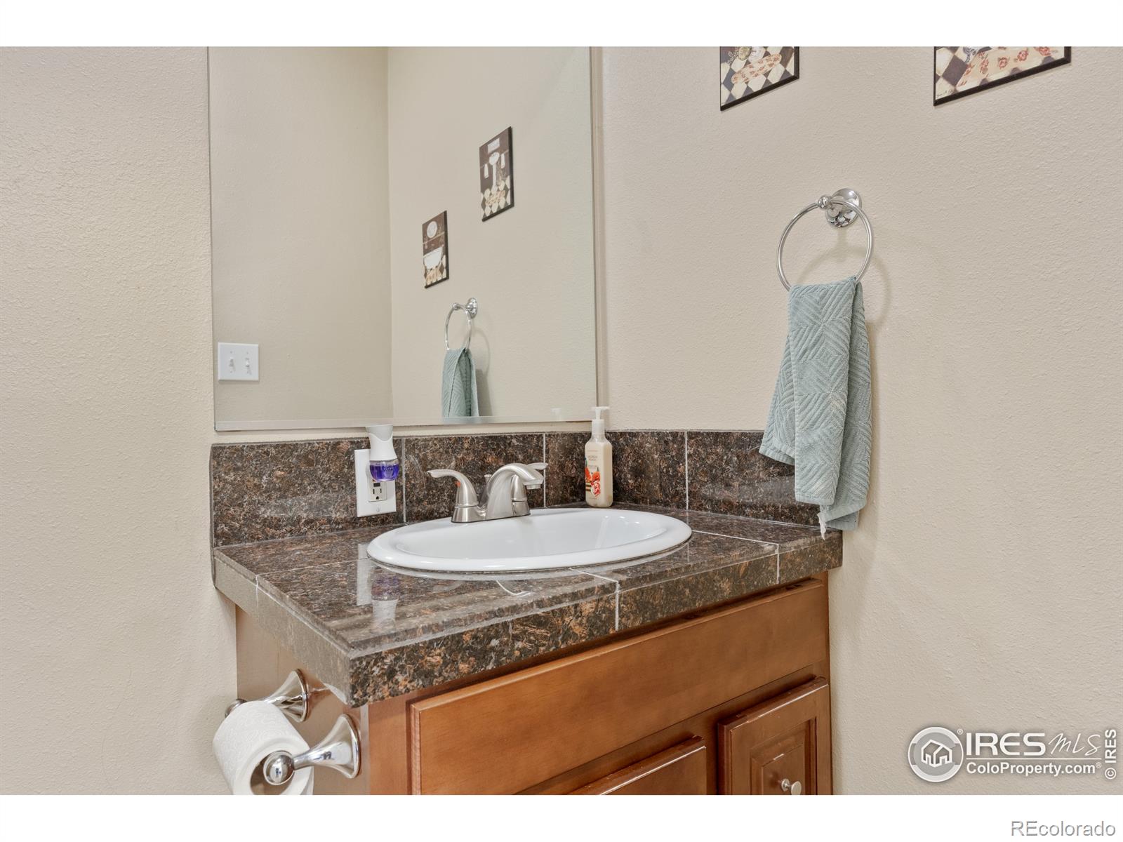 MLS Image #17 for 628  countryside drive,fort collins, Colorado