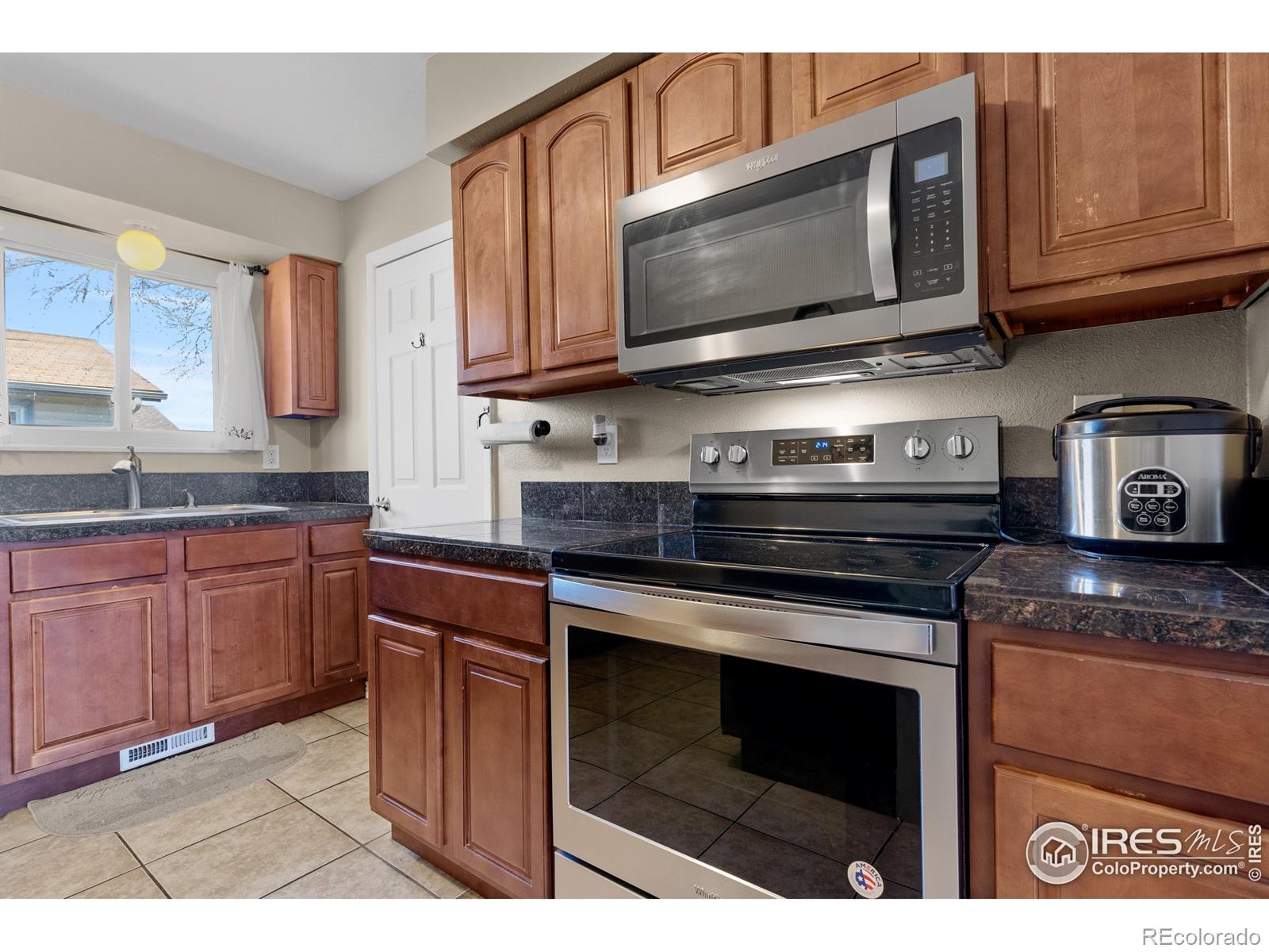 MLS Image #8 for 628  countryside drive,fort collins, Colorado