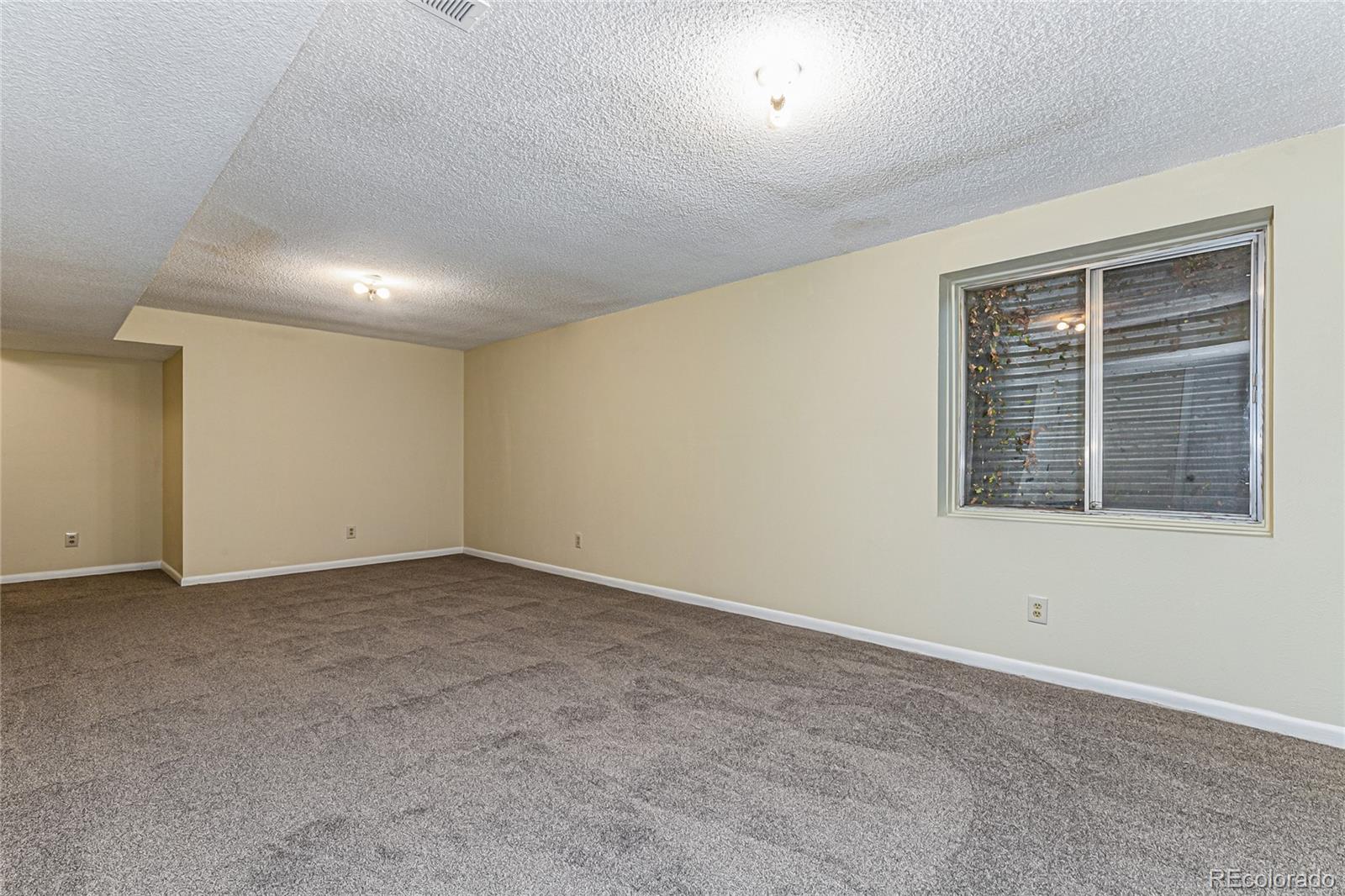 MLS Image #20 for 10380 w jewell avenue,lakewood, Colorado