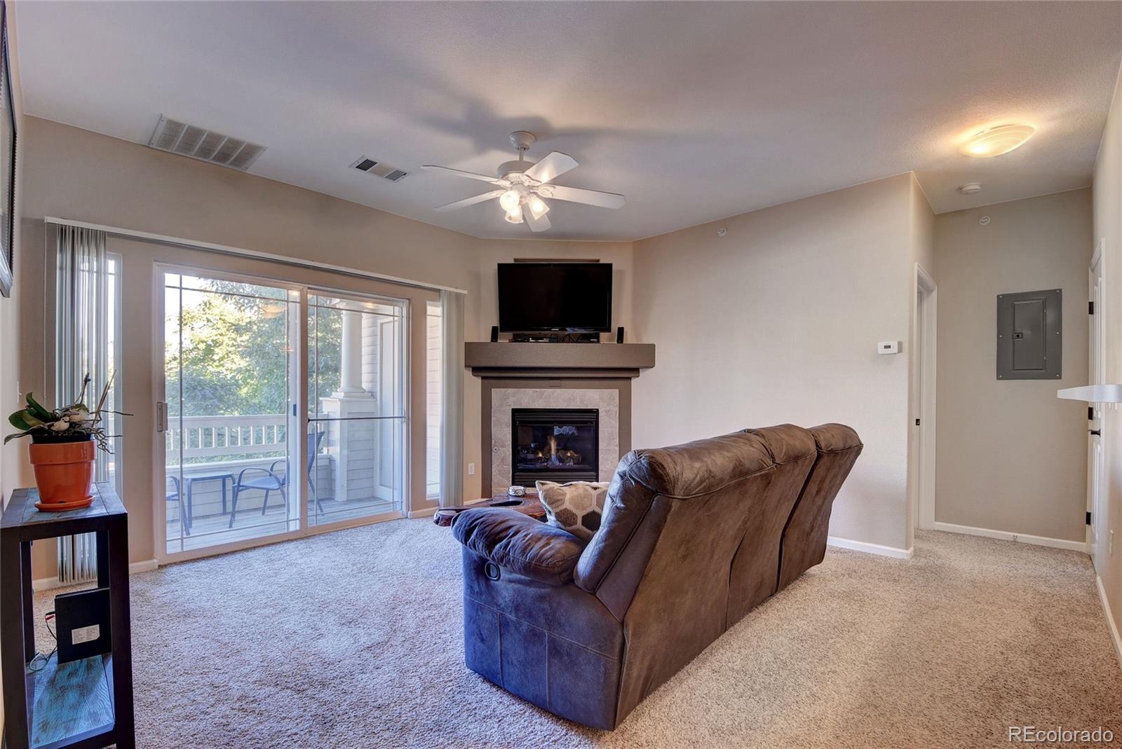 MLS Image #12 for 8338 s independence circle 203,littleton, Colorado