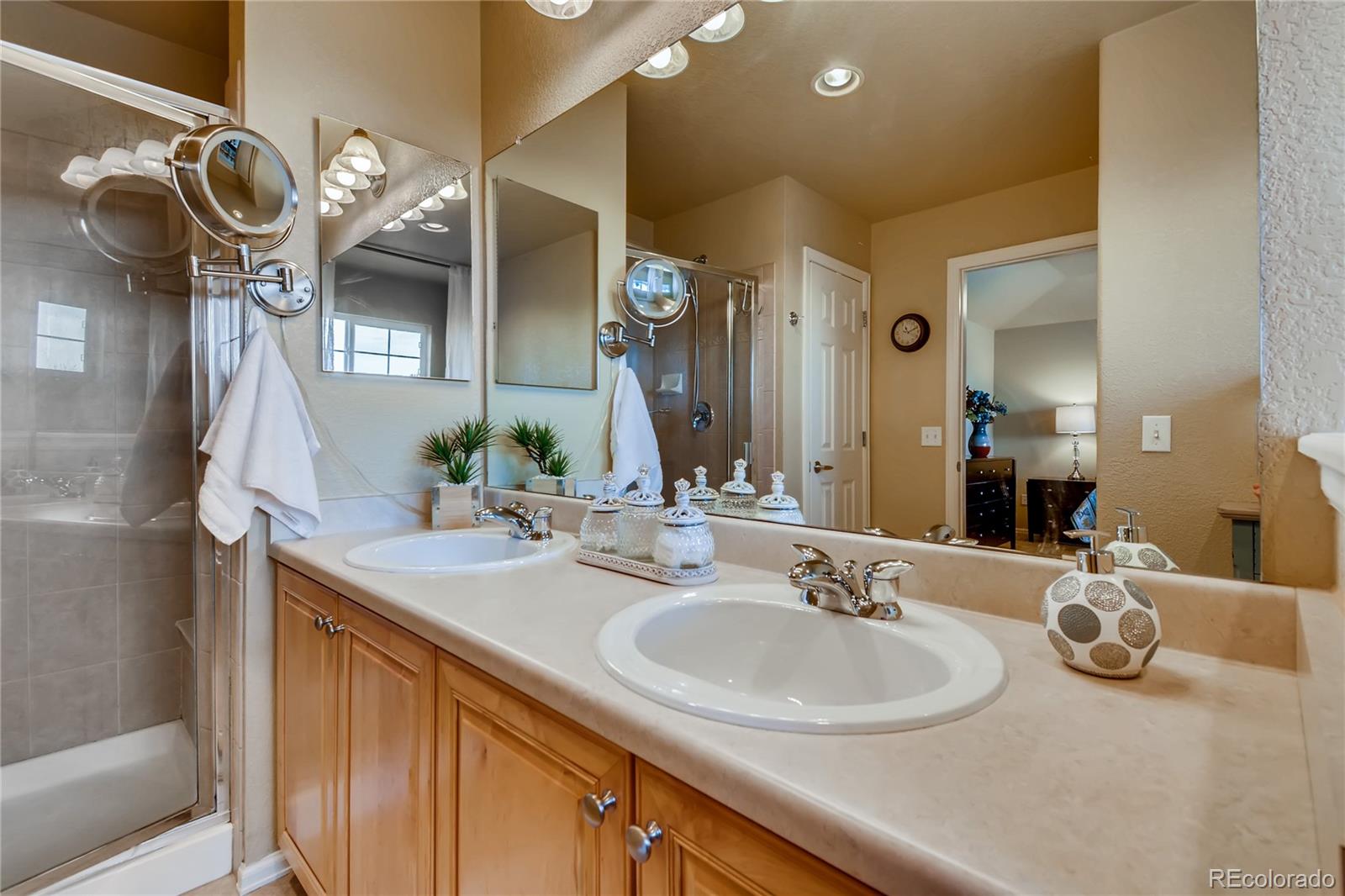MLS Image #14 for 5949 s youngfield lane,littleton, Colorado