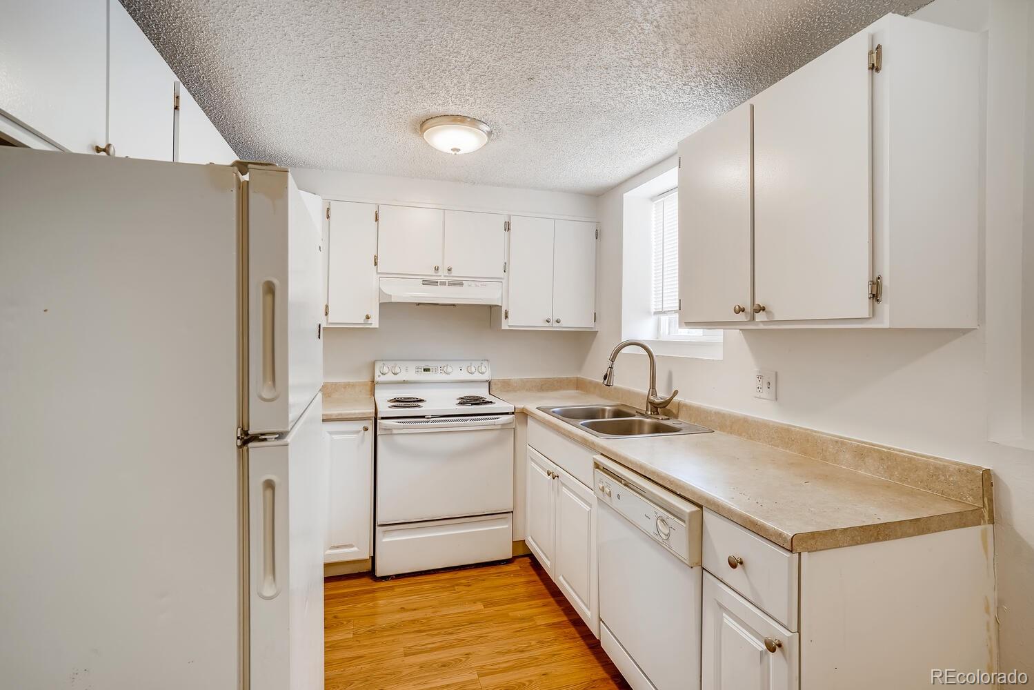 MLS Image #8 for 8060 w 9th avenue 105,lakewood, Colorado