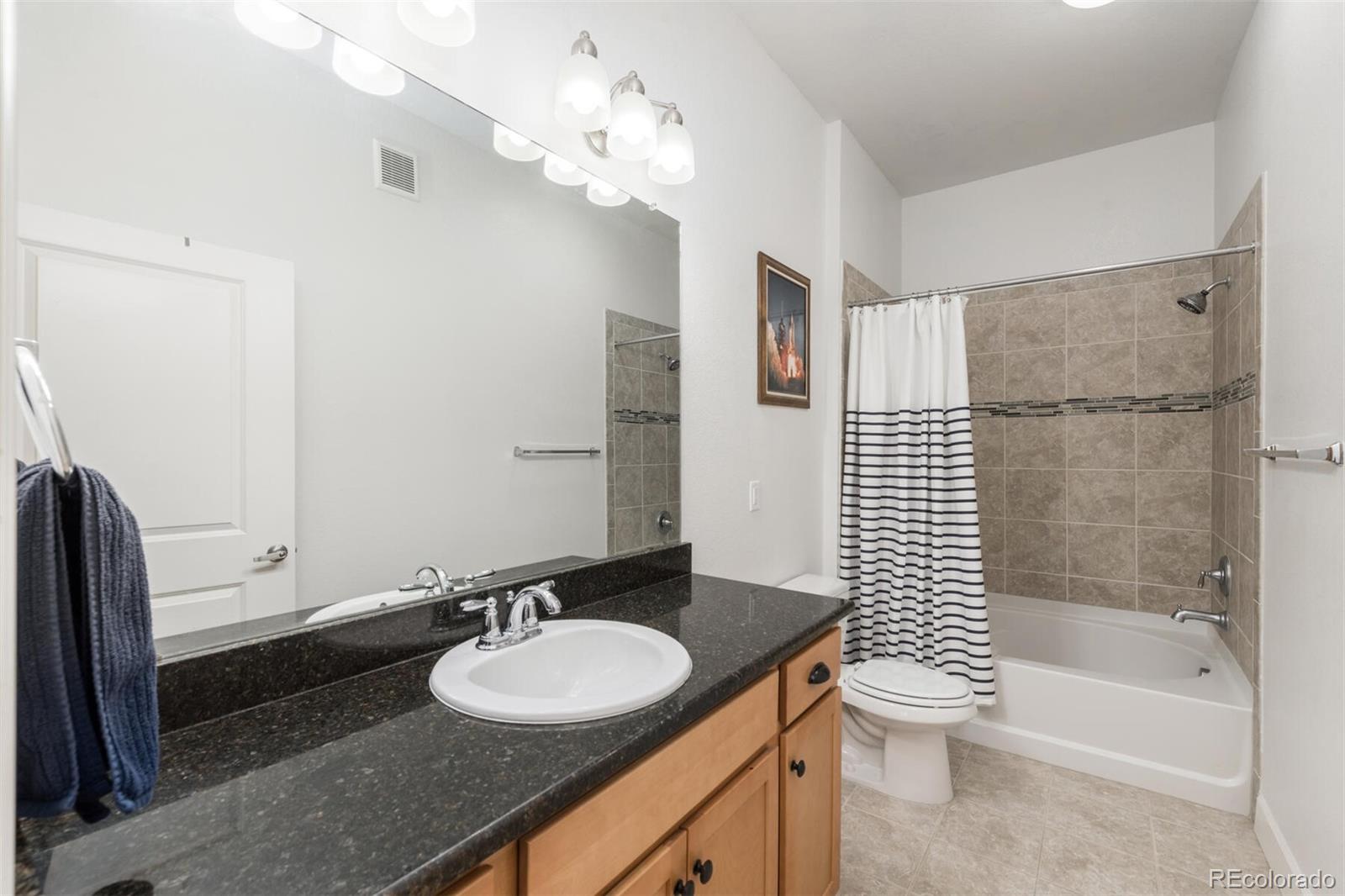 MLS Image #17 for 303  inverness way,englewood, Colorado