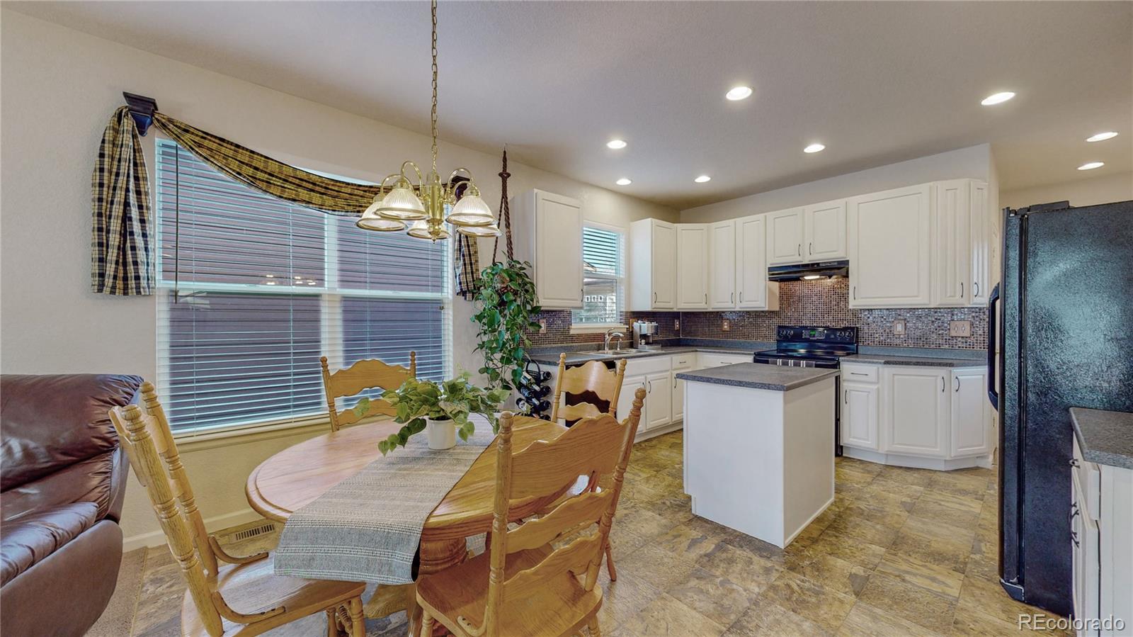 MLS Image #6 for 8444  braun loop,arvada, Colorado