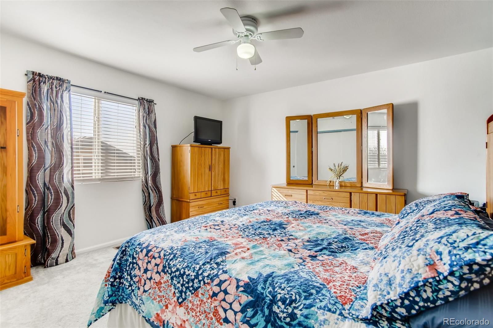 MLS Image #12 for 10079  crystal circle,commerce city, Colorado