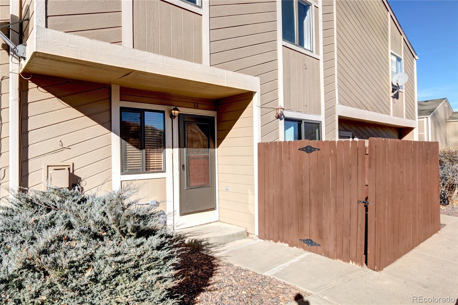 MLS Image #2 for 18288 w 58th place 11,golden, Colorado