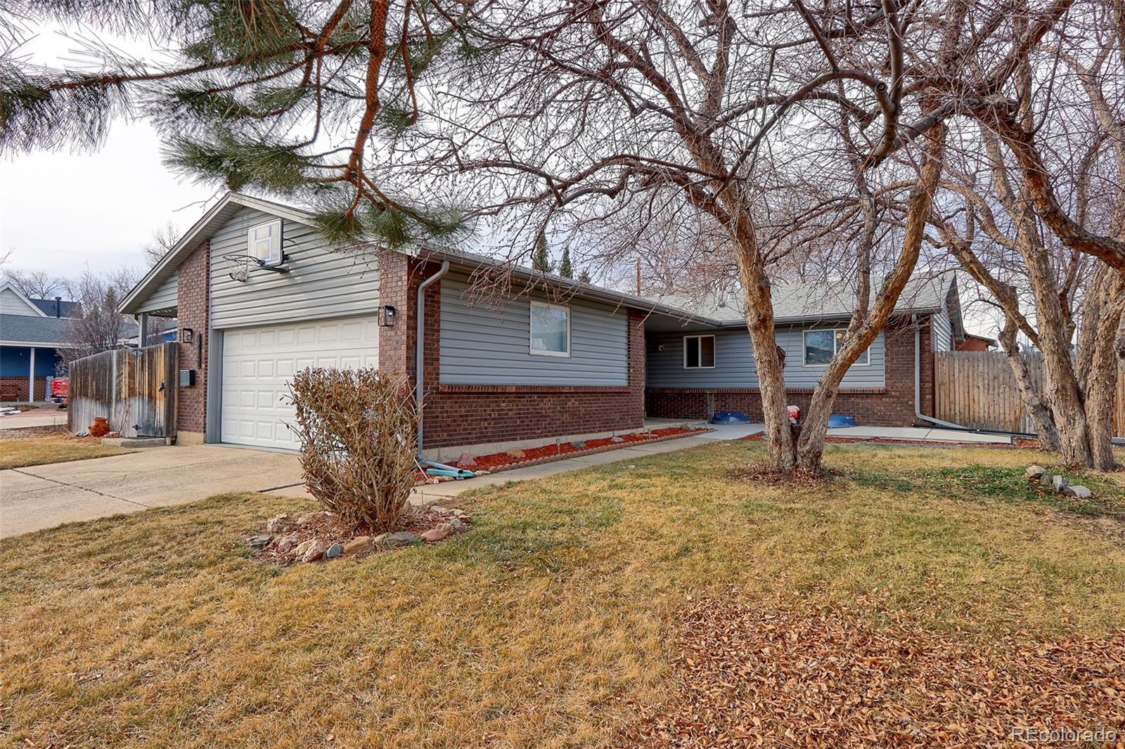 MLS Image #0 for 1905 s cape way,lakewood, Colorado