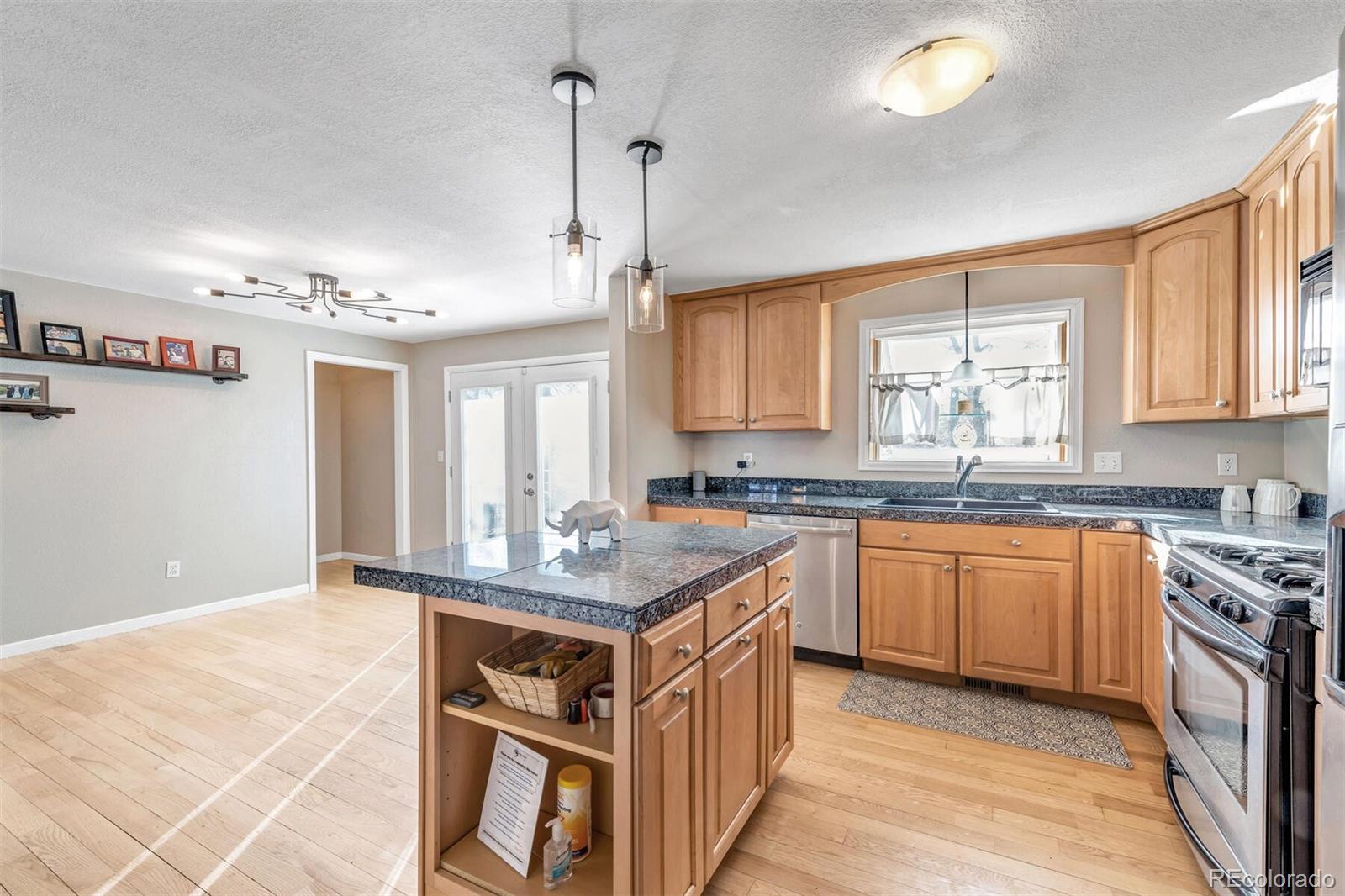 MLS Image #6 for 8480 w 74th drive,arvada, Colorado