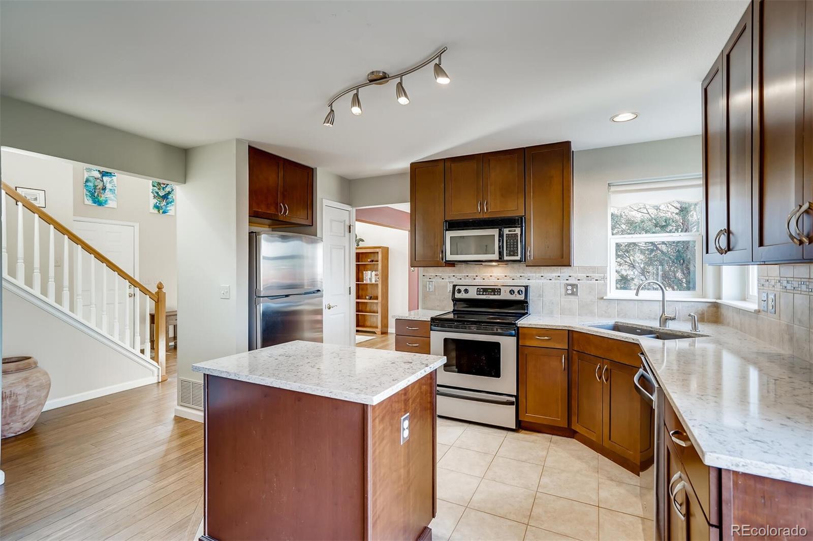 MLS Image #6 for 538  arbor drive,lafayette, Colorado