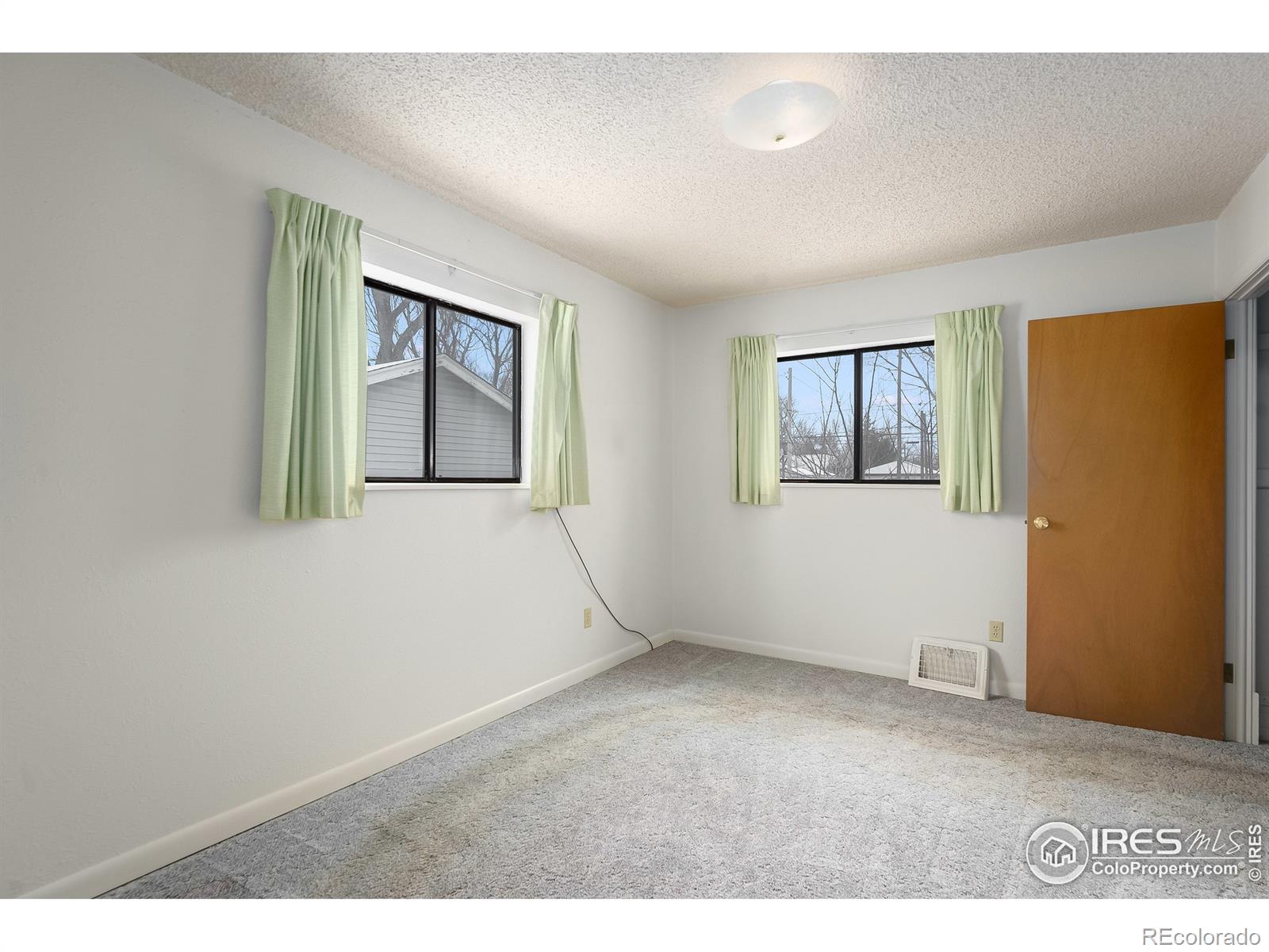 MLS Image #6 for 226  todd avenue,la salle, Colorado