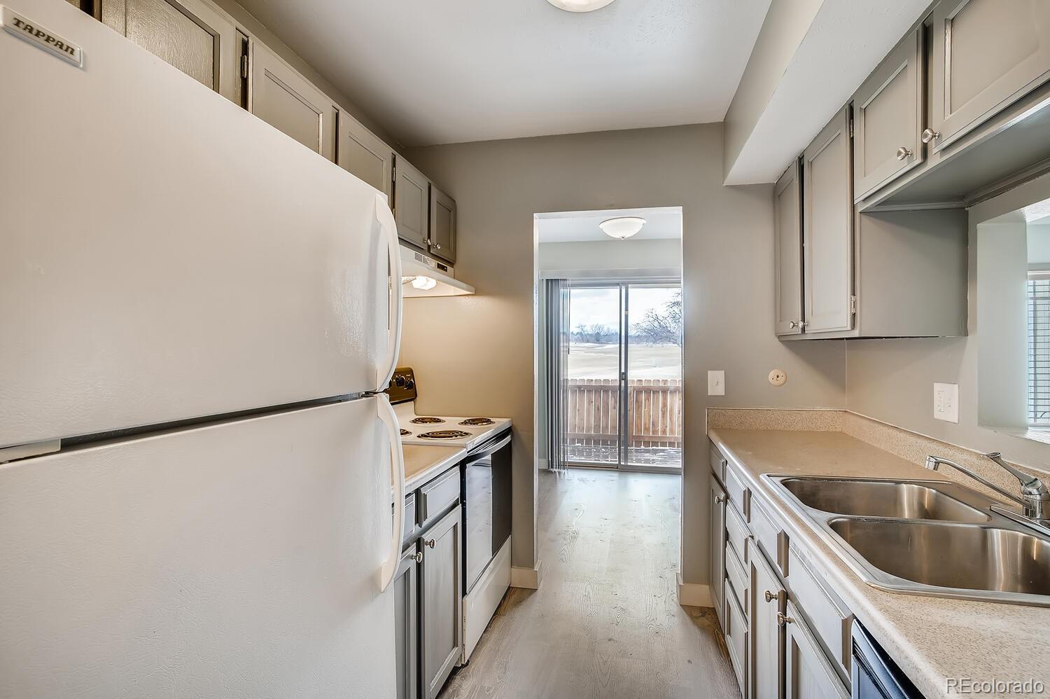 MLS Image #12 for 8743  chase drive,arvada, Colorado
