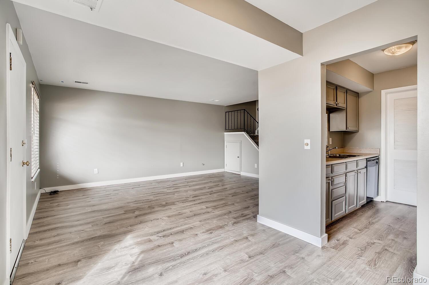 MLS Image #9 for 8743  chase drive,arvada, Colorado