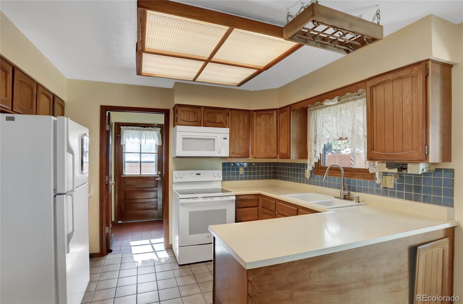 MLS Image #4 for 3027 s flower court,lakewood, Colorado