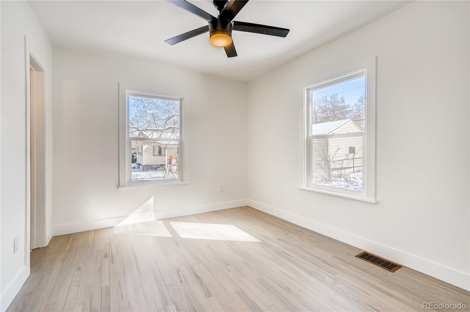 MLS Image #14 for 6420 w 6th avenue,lakewood, Colorado
