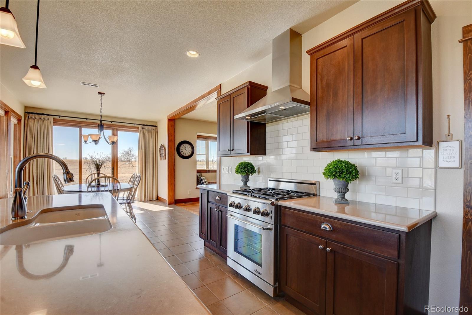 MLS Image #16 for 2648  country view court,berthoud, Colorado