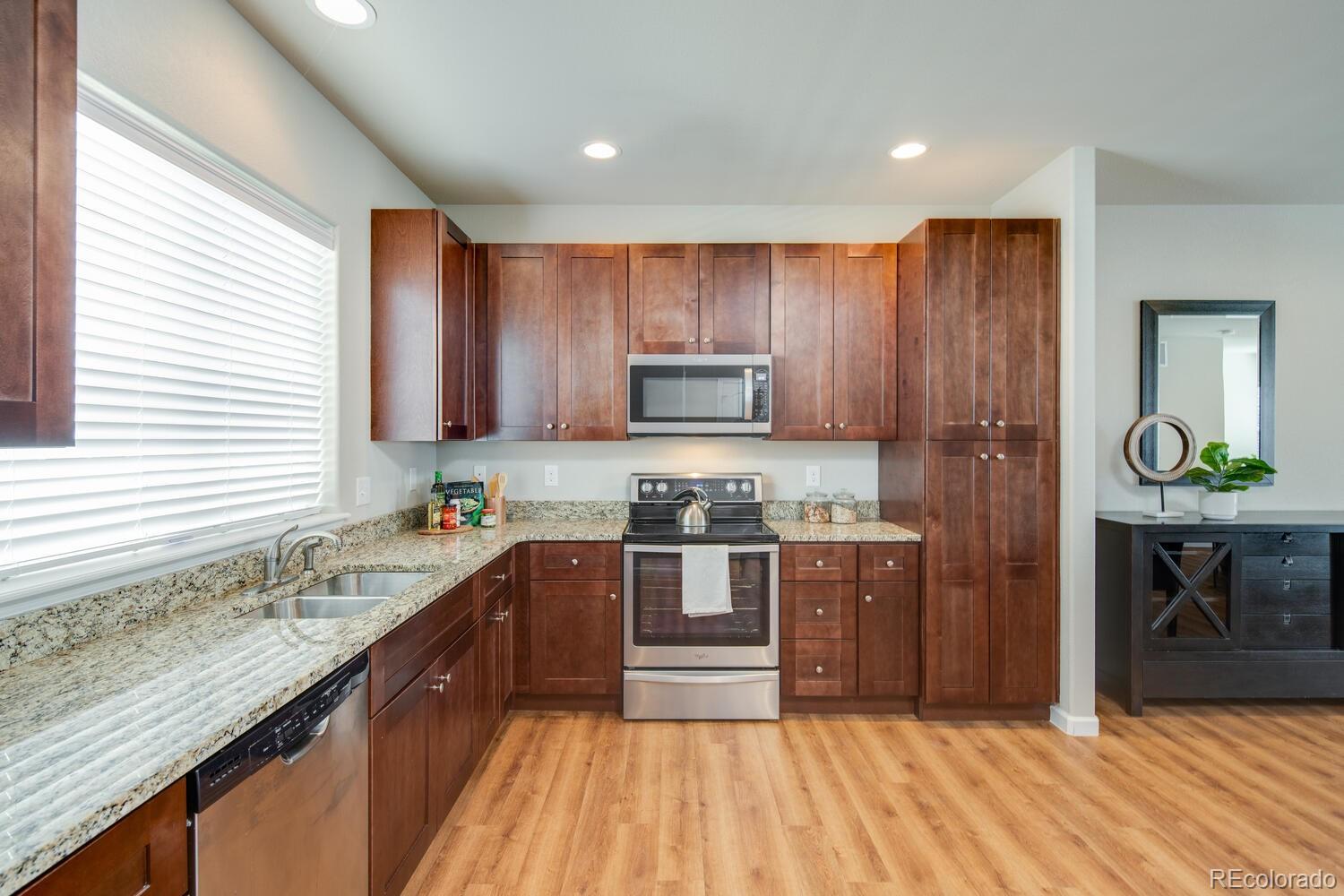 MLS Image #13 for 11250  florence street,commerce city, Colorado