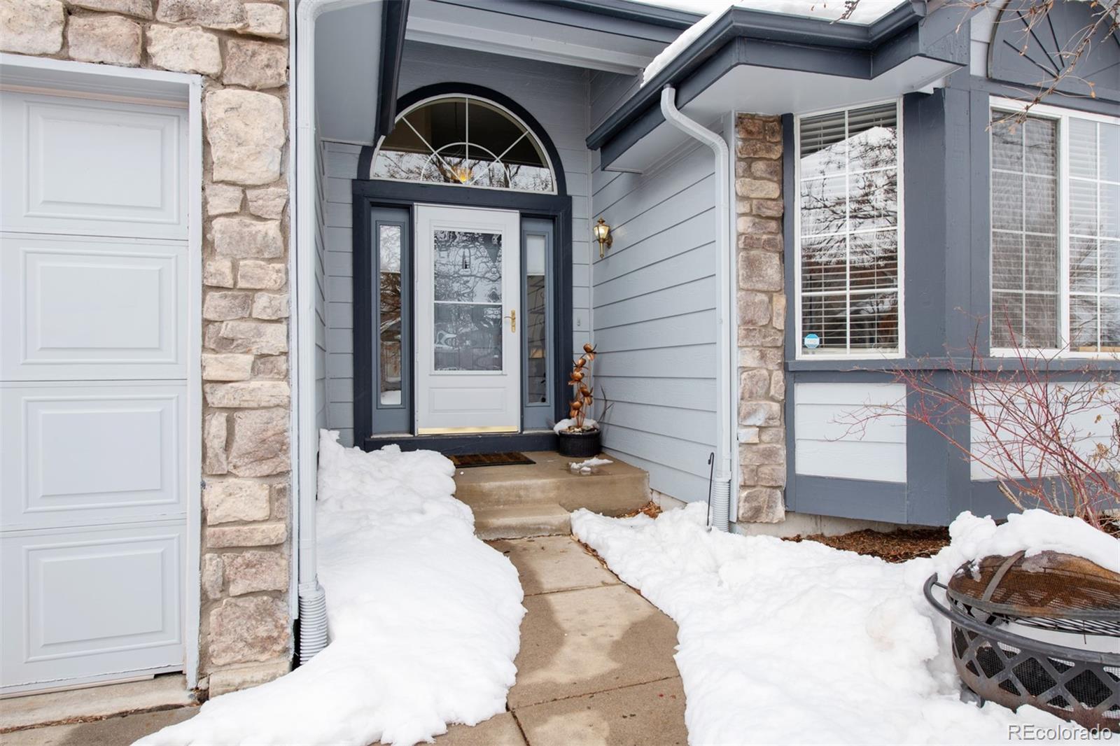 MLS Image #2 for 9799  goldfinch lane,highlands ranch, Colorado