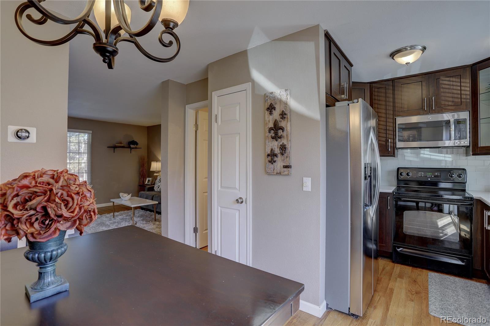 MLS Image #11 for 885  summer drive,highlands ranch, Colorado