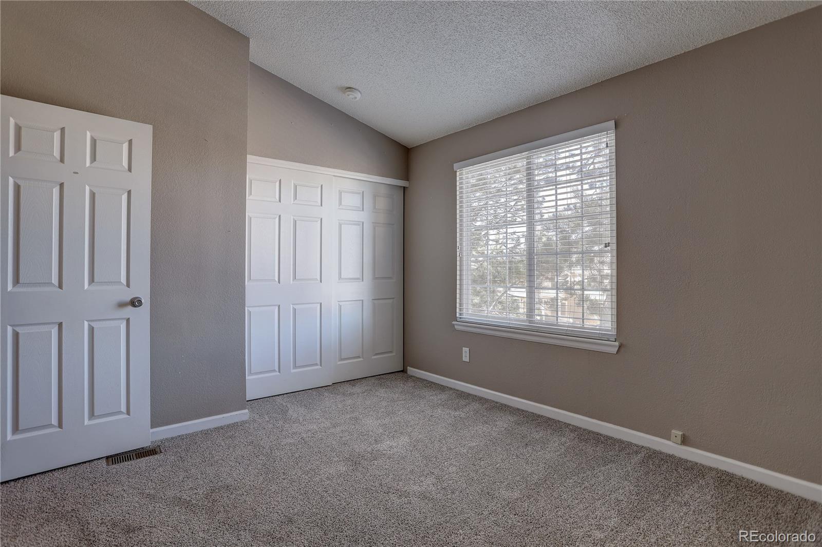 MLS Image #19 for 885  summer drive 14,highlands ranch, Colorado