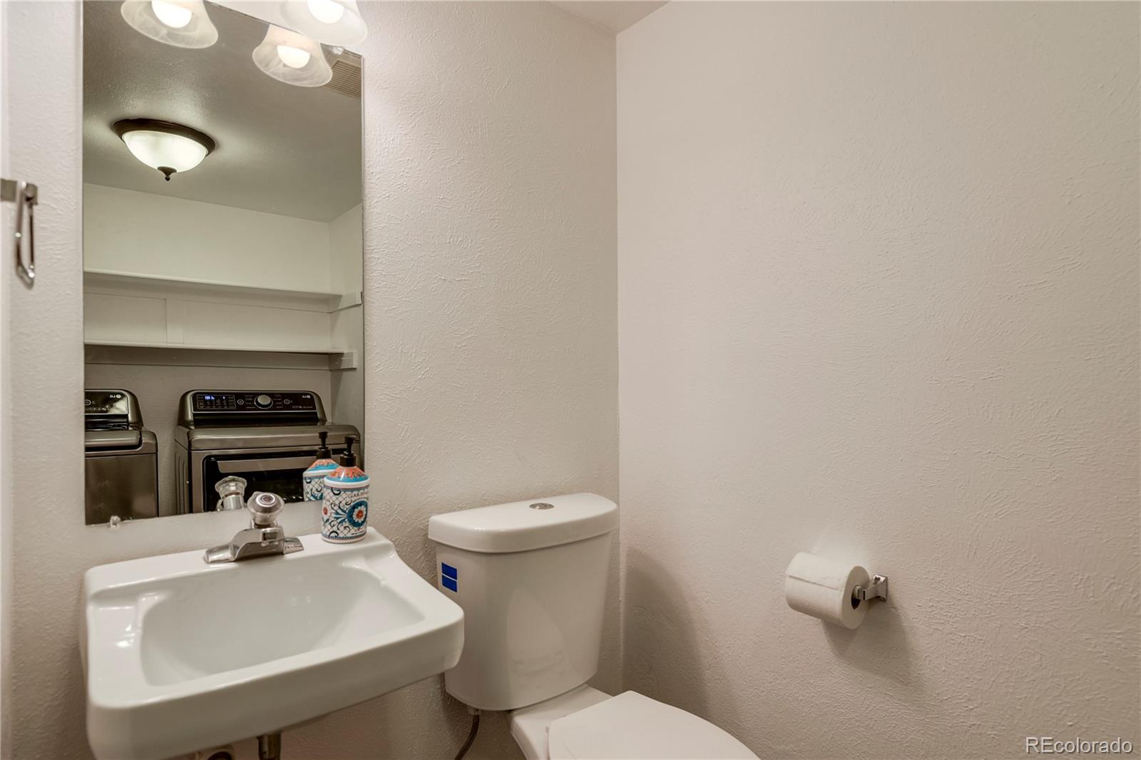 MLS Image #22 for 10420 w jewell avenue,lakewood, Colorado