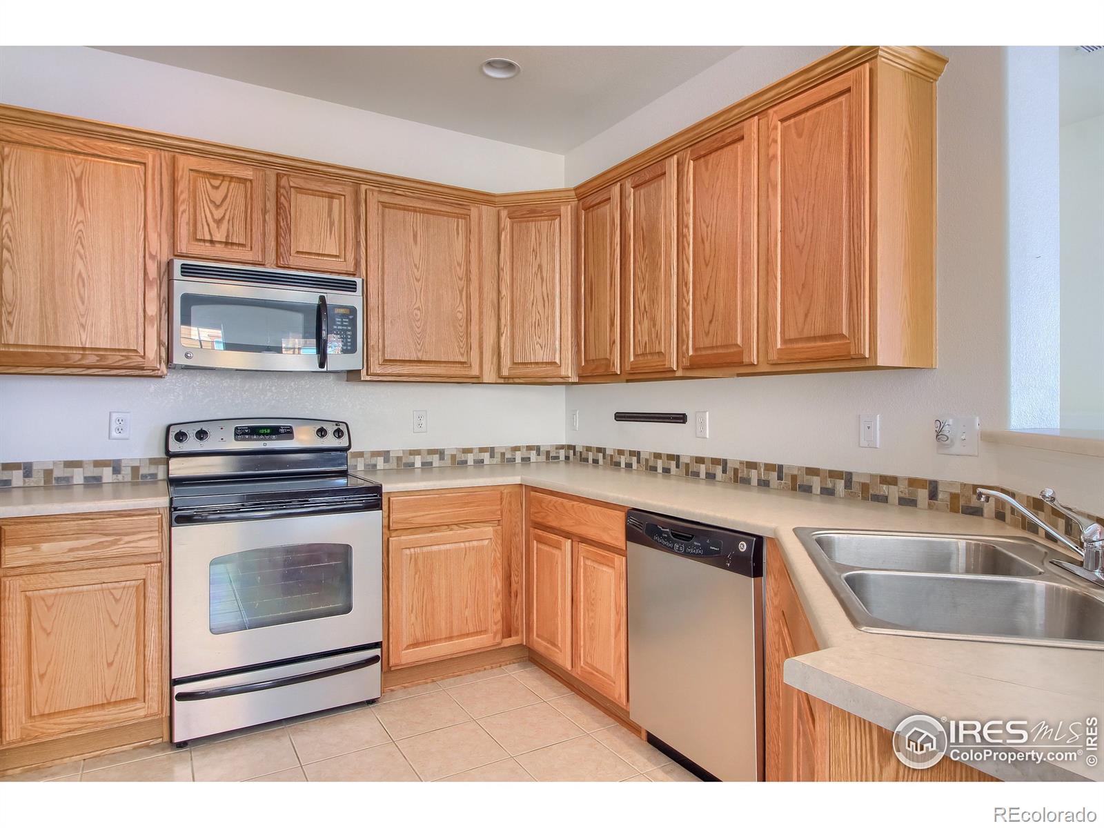 MLS Image #7 for 17930 e 104th place,commerce city, Colorado